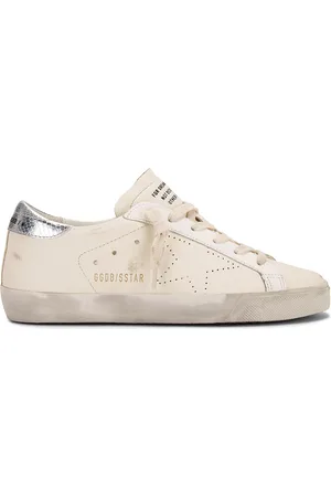 Golden Goose Super Star Sneaker in - Beige. Size 35 (also in 36, 38, 39, 40).