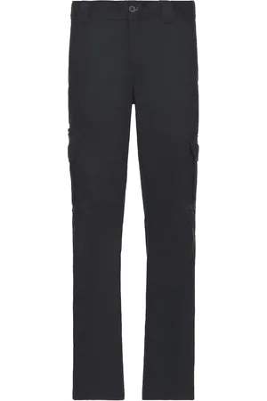 Dickies Regular Fit Straight Leg Cargo Pant in - Denim-Dark. Size 30x32 (also in 32x32, 34x32, 38x32).