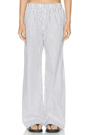 ÉTERNE Lounge Pant in - White. Size L/XL (also in M/L).