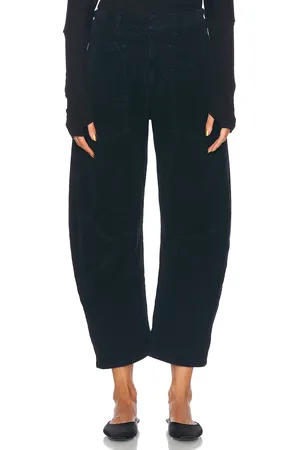 NILI LOTAN Shon Pant in - Navy. Size 0 (also in 2, 6).