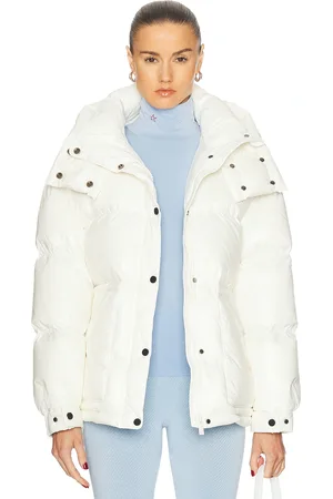 Perfect Moment Maya Parka in - White. Size L (also in M, S, XS).