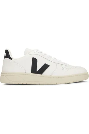 Veja V-10 Sneaker in - White. Size 41 (also in ).
