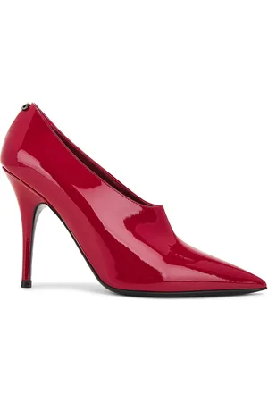 VALENTINO GARAVANI Le Salon Pump in - Red. Size 36 (also in 36.5, 37, 38, 39.5, 40, 41).