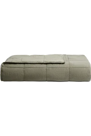 Parachute Linen Box Quilt in - Green. Size FULL/QUEEN (also in ).