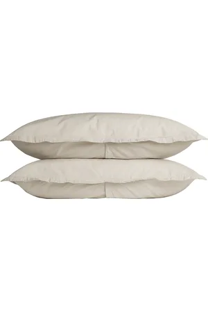 Parachute Percale Sham Set in - White. Size STANDARD (also in ).
