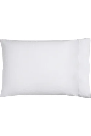 Parachute Linen Pillowcase Set in - . Size KING (also in ).