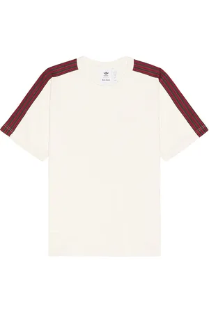 adidas T Shirt in - Cream. Size L (also in M, S, XL/1X).