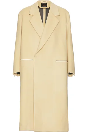 Ermenegildo Zegna Trofeo Cashmere Coat in - Beige. Size 48 (also in 50).