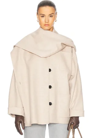Bottega Veneta Short Coat in - Cream. Size 38 (also in 40).
