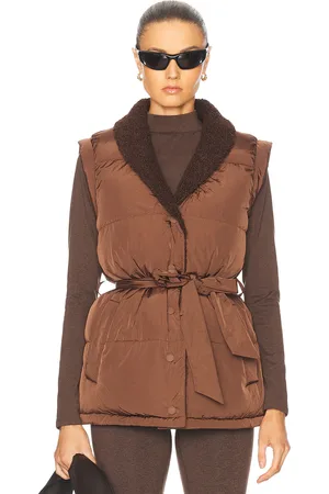 Varley Lanville Wrap Puffer Gilet Vest in - Brown. Size L (also in ).