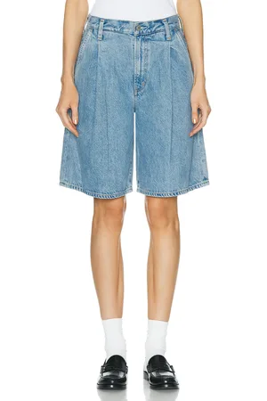 AGOLDE Ellis Trouser Short in - Denim-Light. Size 30 (also in ).