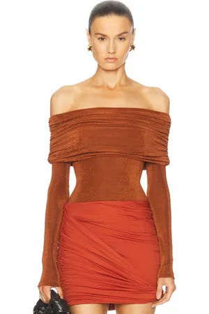 SER.O.YA Nora Top in - Brown. Size L (also in M, S, XL, XS).