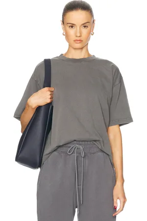 WAO The Relaxed Tee in - Grey. Size S (also in XS).