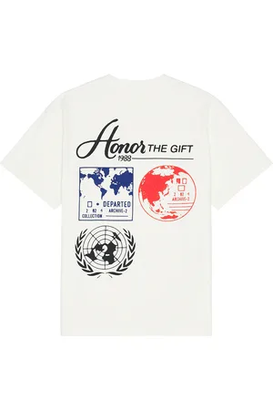 HONOR THE GIFT Travel T-Shirt in - Cream. Size L (also in ).