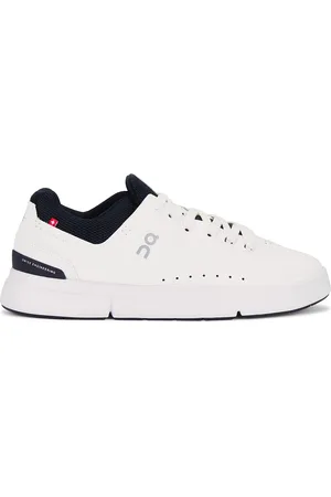 On Running The Roger Advantage Sneakers in - White. Size 11.5 (also in 12, 12.5, 7, 7.5, 8).