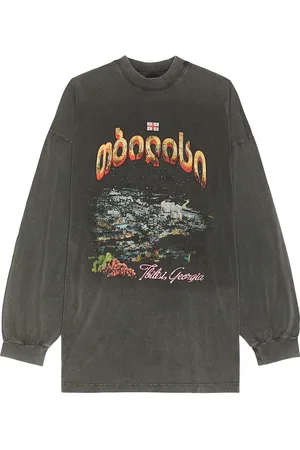 Balenciaga Long Sleeve Large T-Shirt in - Black. Size 1 (also in 4).