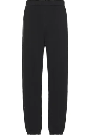 On Running Club Pant in - . Size L (also in M, S, XL/1X).
