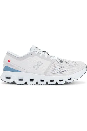 On Running Cloud X 4 Sneaker in - Grey. Size 10 (also in 5, 5.5, 6, 6.5, 7, 7.5, 8, 8.5, 9, 9.5).