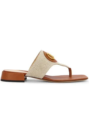 VALENTINO GARAVANI V Logo Signature Thong Sandal in - Ivory. Size 36 (also in 36.5, 37, 37.5, 38, 38.5, 39, 39.5, 40, 41).