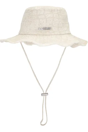 Jacquemus Le Bob Artichaut Bucket Hat in - Ivory. Size 56 (also in 58, 60).