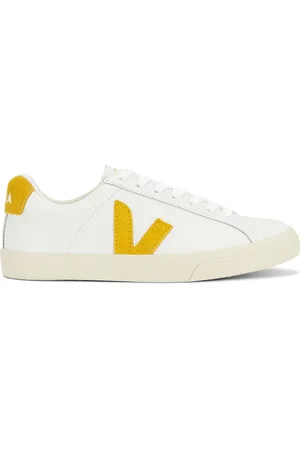 Veja Esplar Sneaker in - White. Size 36 (also in 37, 38, 39, 40, 41).