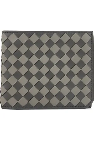 Bottega Veneta Intrecciato Piccolo Bi-fold Check in - Black. Size all.
