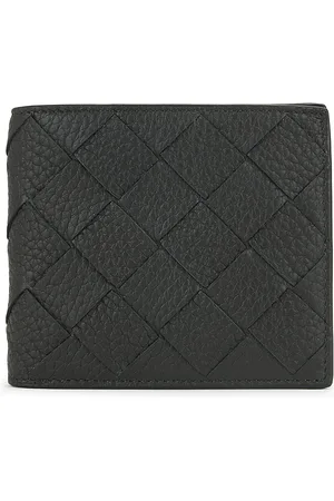 Bottega Veneta Bi-fold Wallet With Coin Purse Intrecciato 20 Taurillon in - Green. Size all.