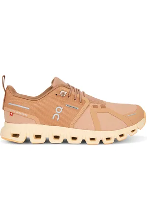 On Running Cloud 6 Wp Sneaker in Sandste & Blde - Nude. Size 10 (also in 5, 5.5, 6, 6.5, 7, 7.5, 8, 8.5, 9, 9.5).