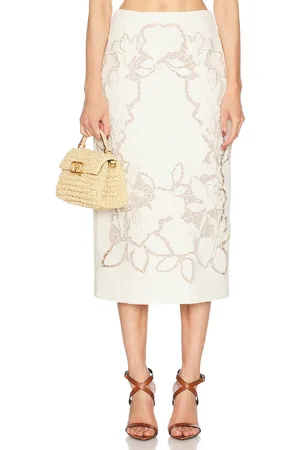Oscar de la Renta Tweed Midi Skirt in - . Size 2 (also in 4).