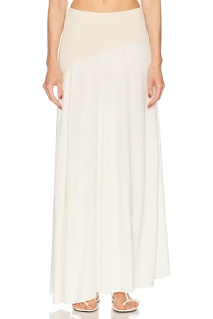 Solid The Soglio Skirt in - Cream. Size L (also in XS).