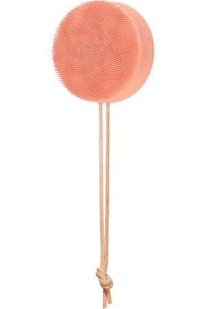 Foreo Luna 4 Body in - Peach. Size all.