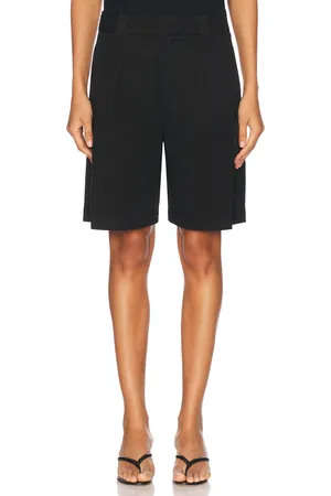 Citizens of Humanity Cara Pleated Short in - . Size 29 (also in 30, 31, 32, 34).