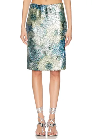 PRISCAVera Sequin Midi Skirt in - Metallic Silver. Size L (also in M, XS).
