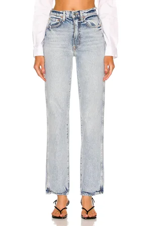 GRLFRND Sara Super High Rise Slim Straight in - Denim-Light. Size 31 (also in ).