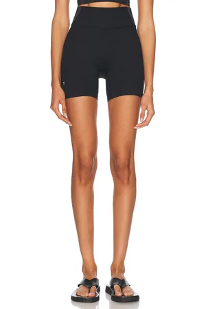 On Running Studio Knit Shorts in - Black. Size L (also in M, S, XS).
