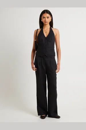Subtitled Naomi Linen Halter Vest