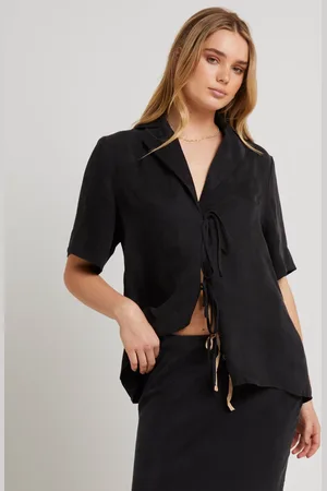 Alice In The Eve Tie Up Blouse