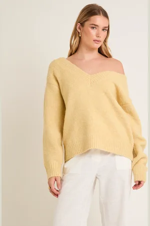 Subtitled Capri V Neck Knit Jumper