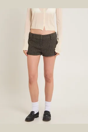 Alice In The Eve Maddison Low Rise Tailored Shorts