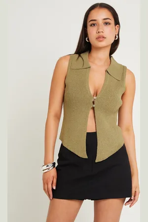 Subtitled Meryl Ribbed Collar Knit Top