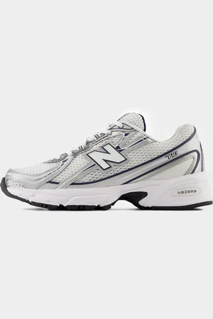 New Balance 740