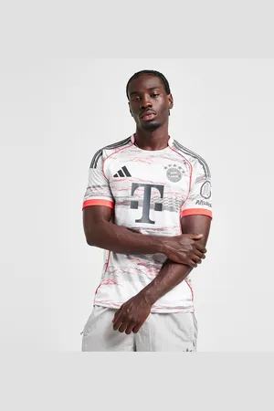 adidas FC Bayern Munich 2025/26 Away Shirt