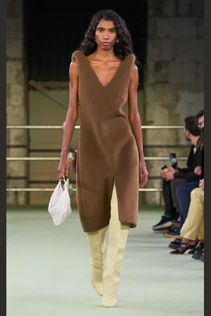 Bottega Veneta Alpaca Mohair V-Neck Midi Dress - - IT 36 - Moda Operandi