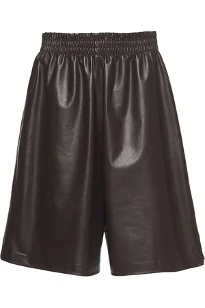 Bottega Veneta Long Leather Shorts - - XS - Moda Operandi