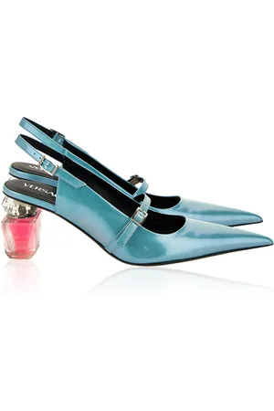 VERSACE Slingback Patent Leather Pumps - - IT 37.5 - Moda Operandi