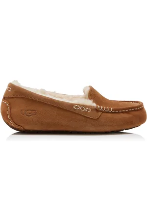 UGG Ansley Sheepskin Slippers - - US 6 - Moda Operandi