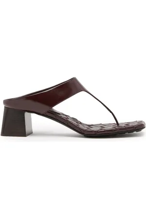 Bottega Veneta Leather Thong Sandals - - IT 36 - Moda Operandi