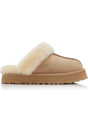 UGG Disquette Sheepskin Platform Slippers - - US 6 - Moda Operandi
