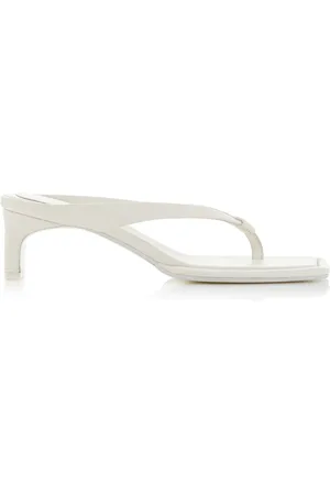 St Agni Leather Flip Flop Sandals - - IT 38 - Moda Operandi