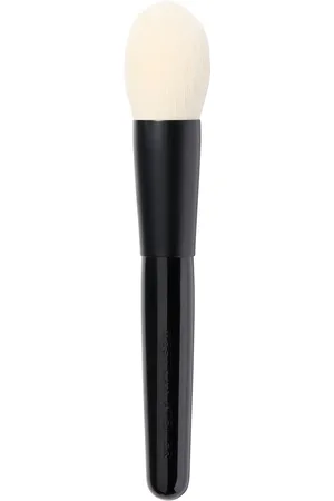 Westman Atelier Powder Brush II - Moda Operandi